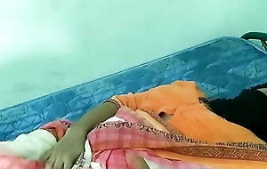 Sex nearby saree with Muslim bhabhi