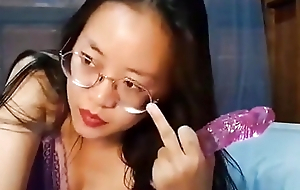 Sexy Asiatique Girl Blowjob Dildo
