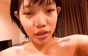 Emma Thai Fingering Asshole After Shower in Live Show