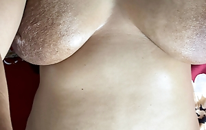 Oiled boobs
