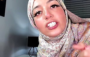 Hijabi Aaliyah shows off her lingerie with an increment of gets a massive facial