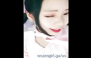 beautiful girl on webcam more Video on fuck xxx wcamgirl.ga/us