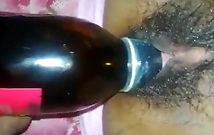Sri lanka girl beer bottle fun( pussy fun with beer bottle )