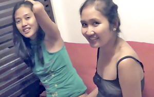 TrikePatrol – Two Filipina Friends Get Freaky With Big Dig up Foreigner