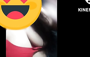 Bhabhi showing obese boobs