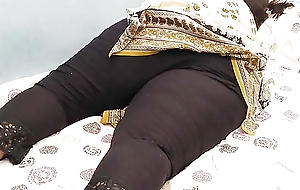 (Jabki Desi Aunty as a result rahee thee aur Chudai uski badi gaand) fuck tamil aunty heavy ass Relating to bed - HOT CUM Extensively Relating to Will not hear of heavy ASS